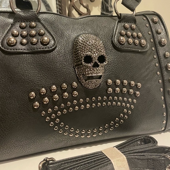 🆕 Black Punk Skull & Rivets Boston Shoulder Bag, Y2K - Steampunk Style Handbag - Picture 10 of 12